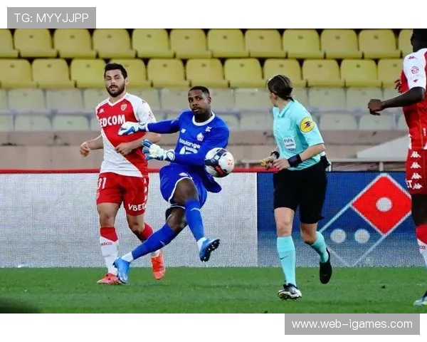 米兰旧将迈尼昂法甲造势，社媒发声激励队友延续国家队状态